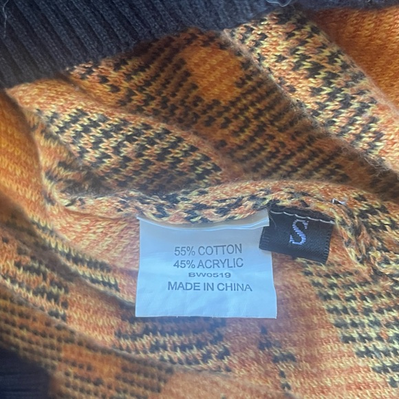 Halloween pumpkin/ jack o lantern sweater - Picture 9 of 11